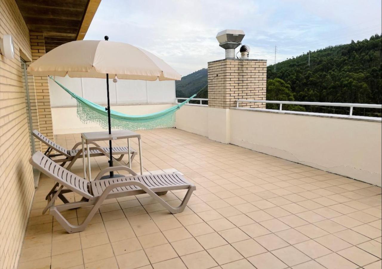 Espacoso T3 Com Terraco & Churrasqueira Campo  Exteriör bild